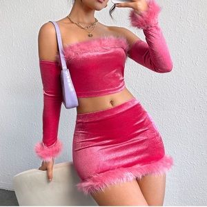 Hot pink velvet 3 piece mini skirt, tube top & sleeve set with fluffy trim